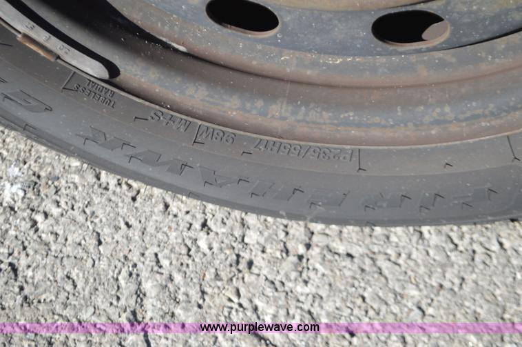 image for item I2757 2011 Ford Crown Victoria Police Interceptor