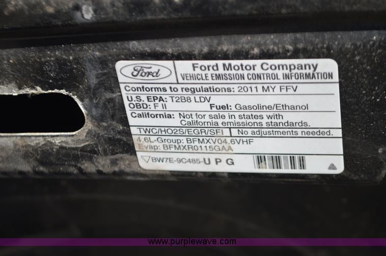 image for item I2757 2011 Ford Crown Victoria Police Interceptor