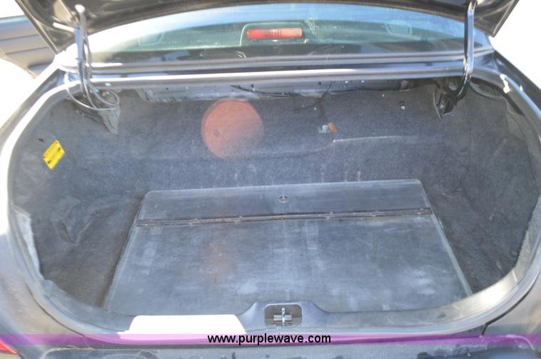 image for item I2757 2011 Ford Crown Victoria Police Interceptor