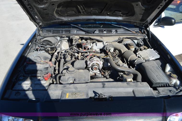 image for item I2758 2011 Ford Crown Victoria Police Interceptor