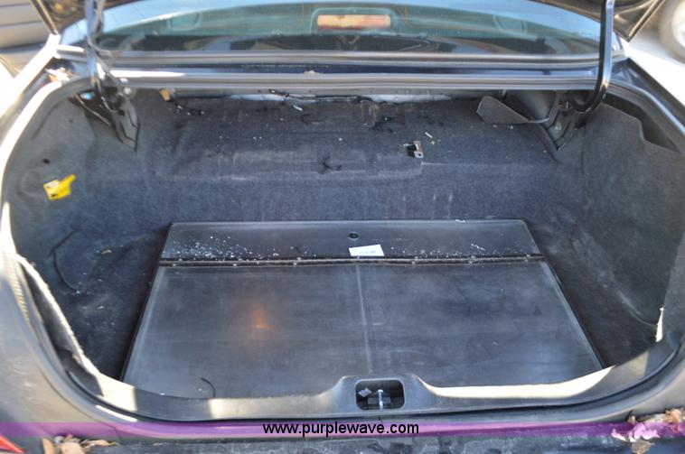 image for item I2758 2011 Ford Crown Victoria Police Interceptor