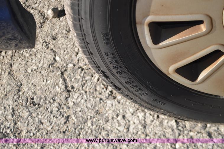 image for item I2759 2011 Ford Crown Victoria Police Interceptor