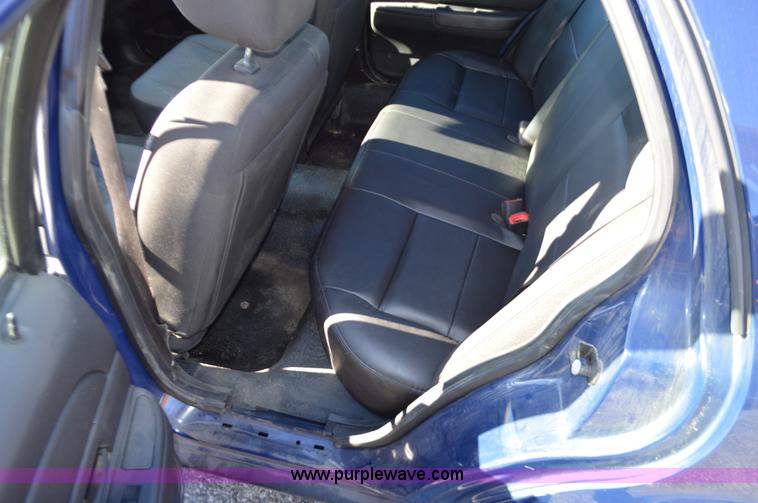 image for item I2759 2011 Ford Crown Victoria Police Interceptor