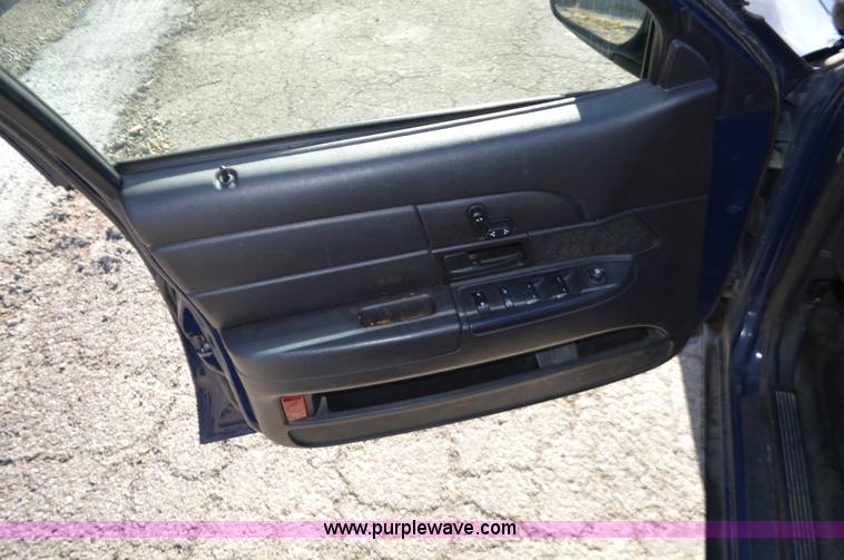 image for item I2759 2011 Ford Crown Victoria Police Interceptor