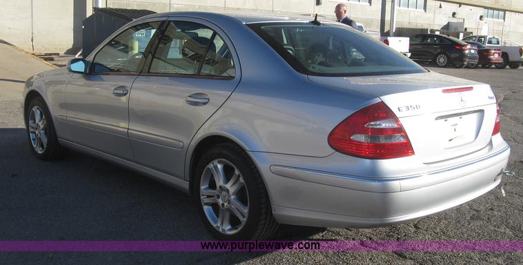 image for item J2985 2006 Mercedes Benz E350 4MATIC