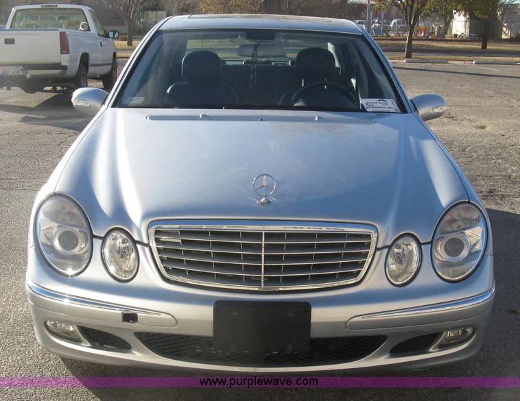 image for item J2985 2006 Mercedes Benz E350 4MATIC