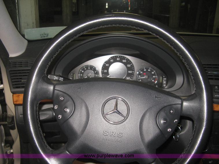 image for item J2985 2006 Mercedes Benz E350 4MATIC