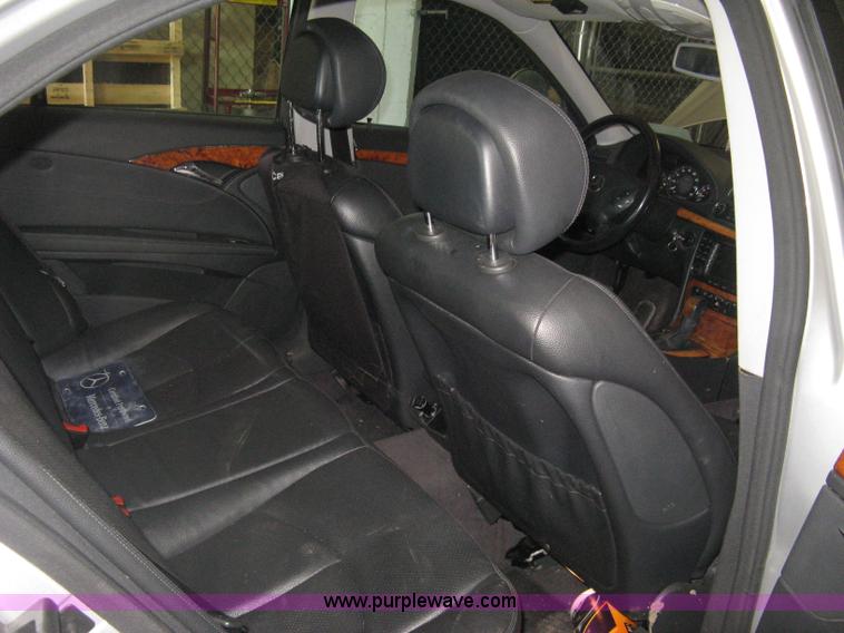 image for item J2985 2006 Mercedes Benz E350 4MATIC