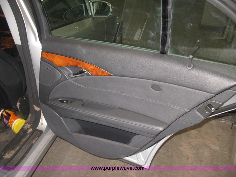 image for item J2985 2006 Mercedes Benz E350 4MATIC