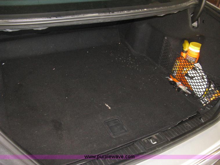 image for item J2985 2006 Mercedes Benz E350 4MATIC