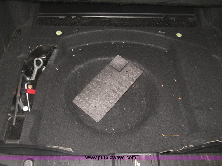 image for item J2985 2006 Mercedes Benz E350 4MATIC