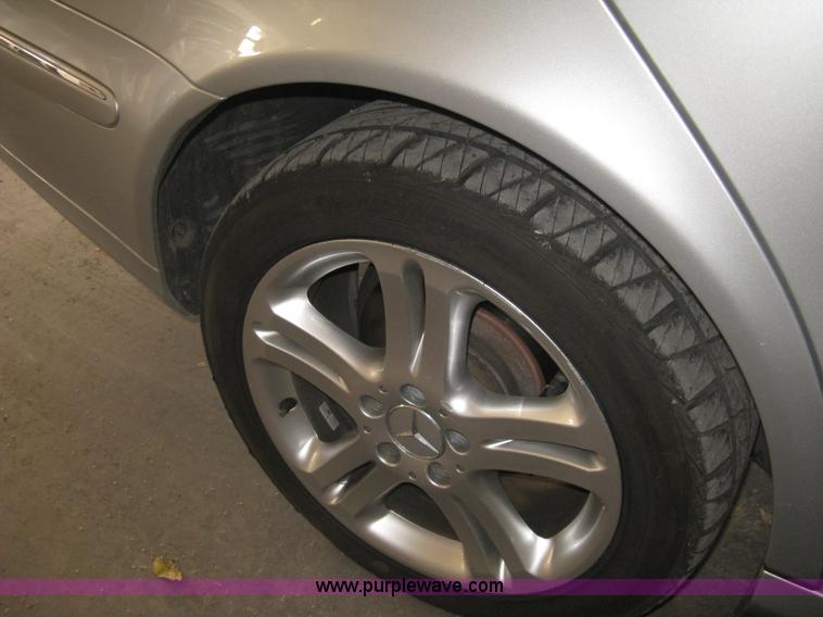 image for item J2985 2006 Mercedes Benz E350 4MATIC