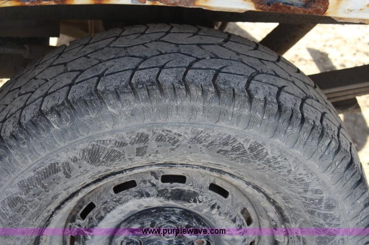 image for item J4537 1998 Chevrolet 1500 pickup truck