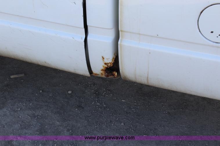 image for item J4537 1998 Chevrolet 1500 pickup truck