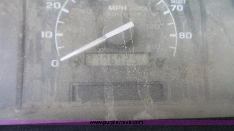 image for item J4549 1996 Ford F250 HD XL pickup truck