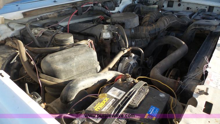 image for item J4549 1996 Ford F250 HD XL pickup truck