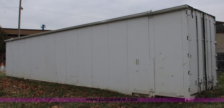 image for item J4562 Storage container