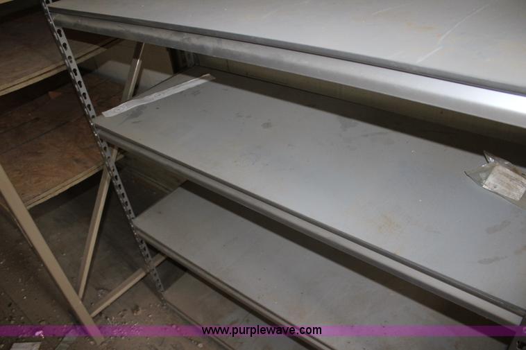 image for item J4562 Storage container