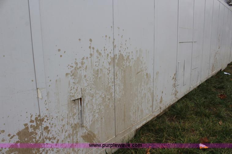 image for item J4562 Storage container