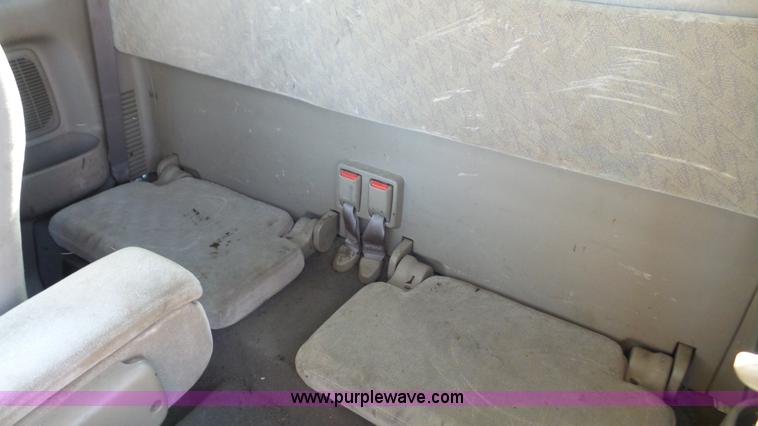 image for item J4624 2002 Toyota Tacoma SR5 Ext. Cab pickup truck