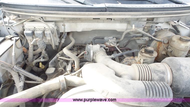 image for item J4747 2007 Ford F150 XL pickup truck