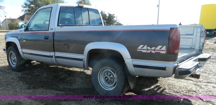 image for item J5158 1992 Chevrolet 2500 pickup truck