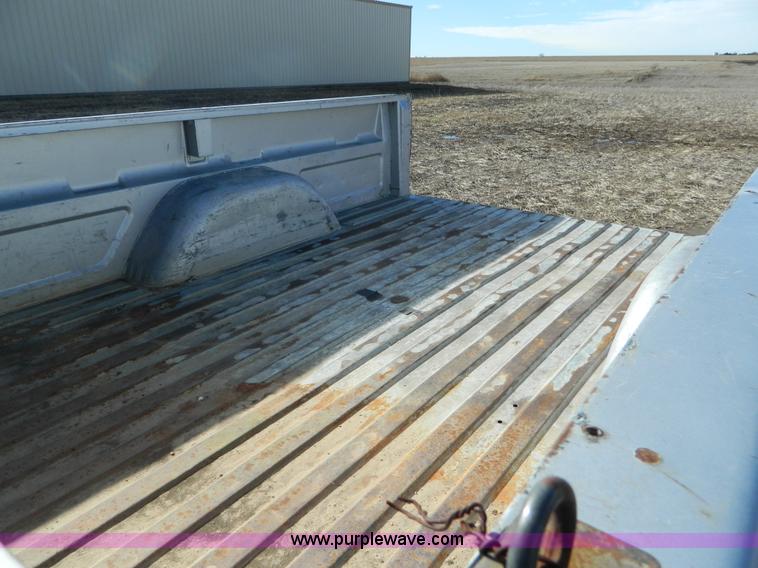 image for item J5158 1992 Chevrolet 2500 pickup truck