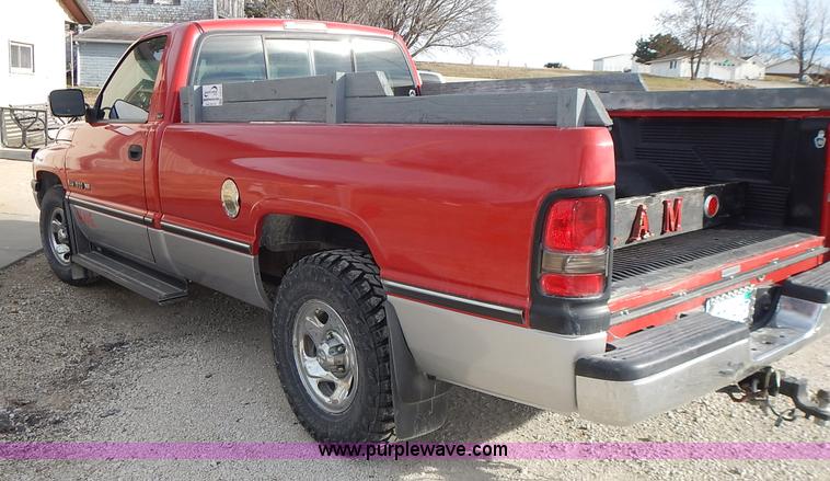 image for item J6317 1995 Dodge Ram 1500 Laramie SLT pickup truck