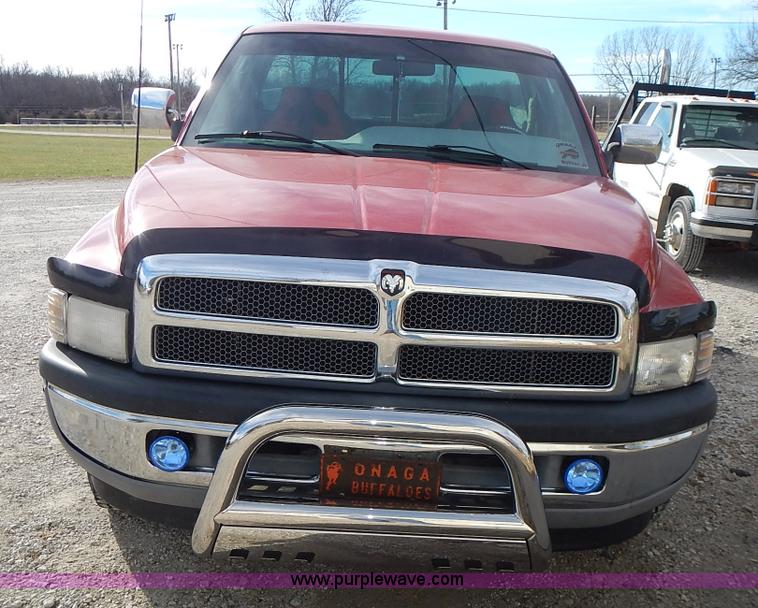image for item J6317 1995 Dodge Ram 1500 Laramie SLT pickup truck