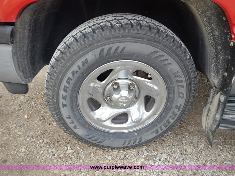 image for item J6317 1995 Dodge Ram 1500 Laramie SLT pickup truck