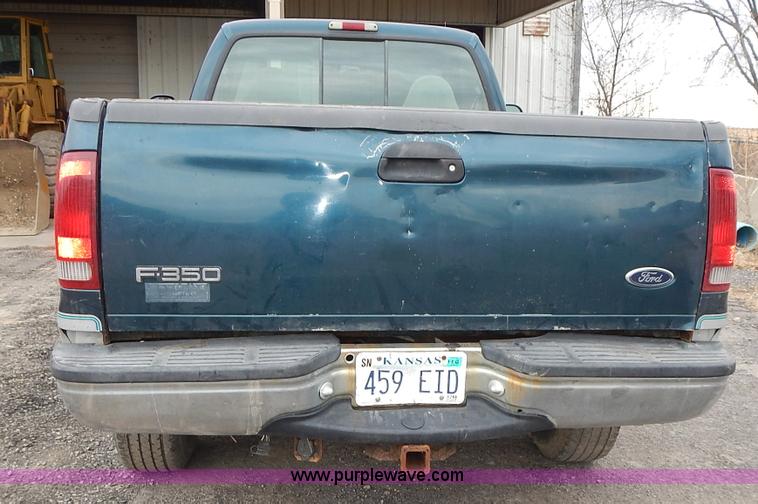 image for item J6327 1999 Ford F350 Super Duty pickup truck