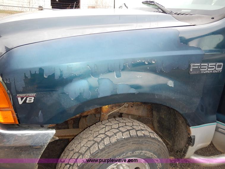 image for item J6327 1999 Ford F350 Super Duty pickup truck