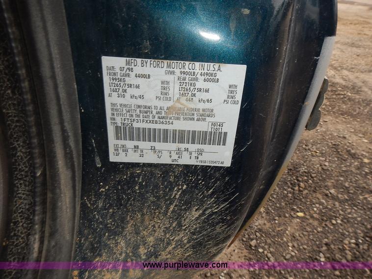 image for item J6327 1999 Ford F350 Super Duty pickup truck