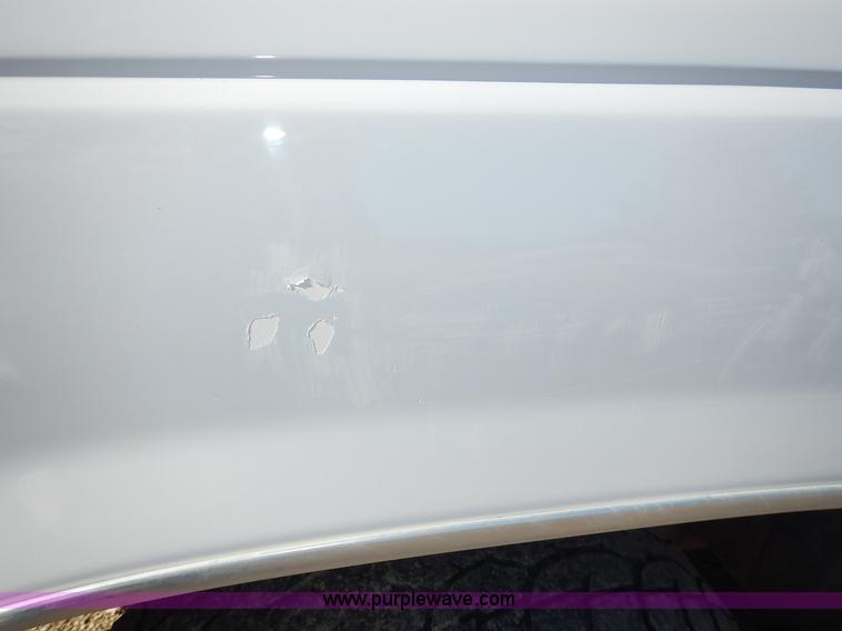 image for item J6334 1997 GMC Yukon SLE SUV