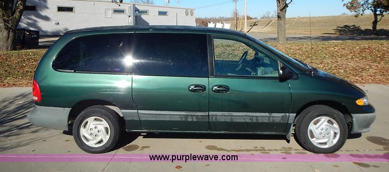 image for item J6338 1999 Dodge Grand Caravan van