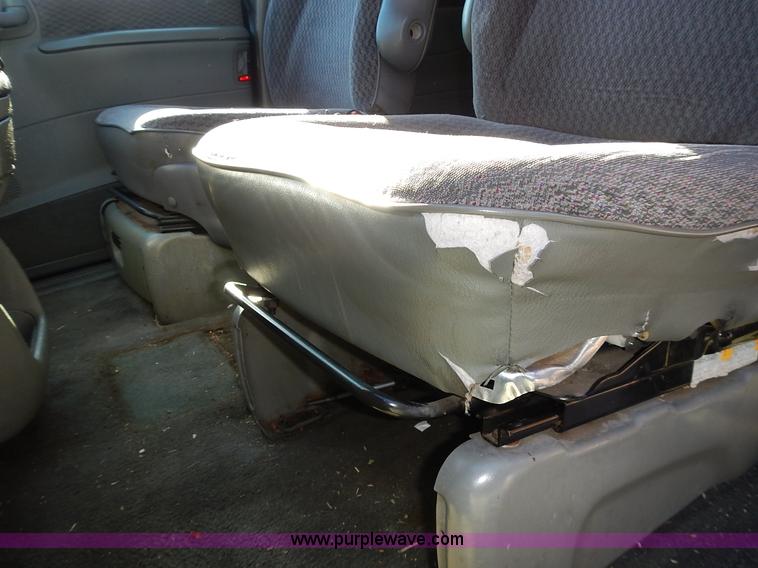 image for item J6338 1999 Dodge Grand Caravan van