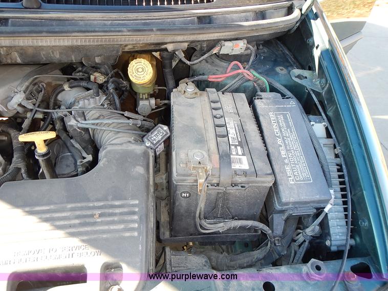 image for item J6338 1999 Dodge Grand Caravan van