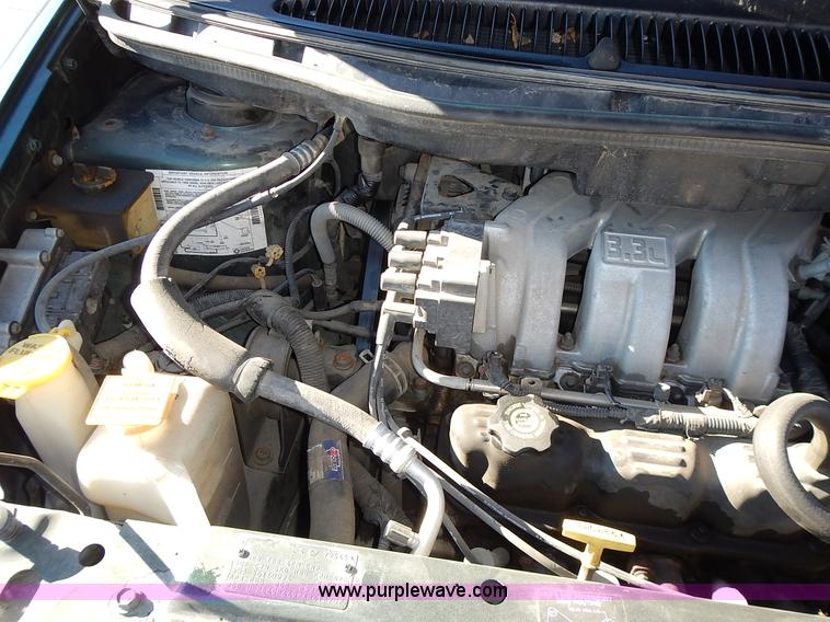 image for item J6338 1999 Dodge Grand Caravan van