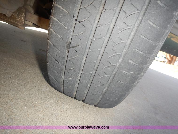 image for item J6338 1999 Dodge Grand Caravan van