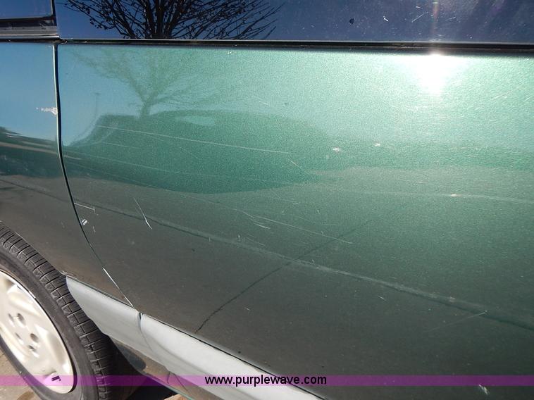 image for item J6338 1999 Dodge Grand Caravan van