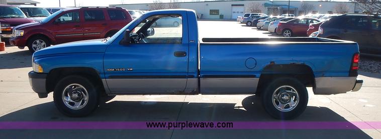 image for item J6339 1998 Dodge Ram 1500 pickup truck