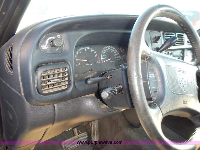 image for item J6339 1998 Dodge Ram 1500 pickup truck