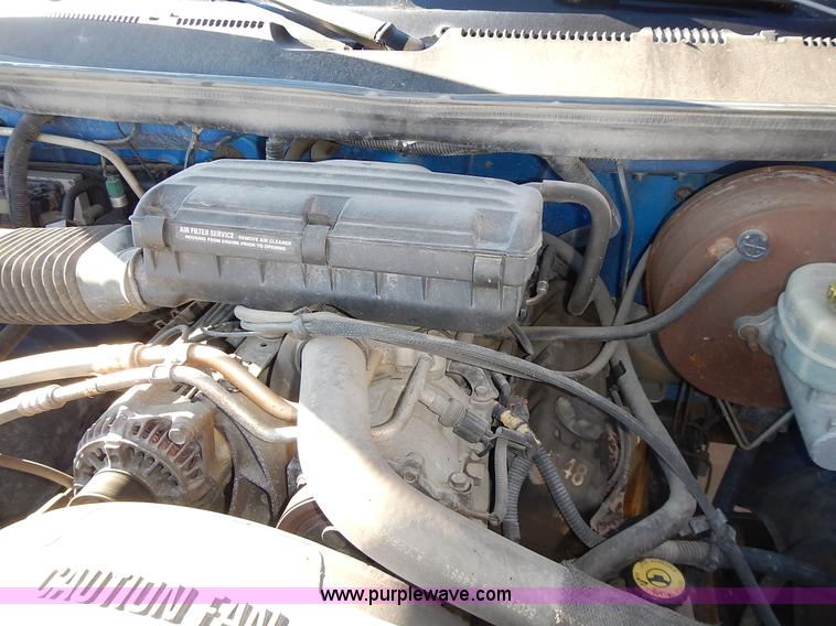 image for item J6339 1998 Dodge Ram 1500 pickup truck