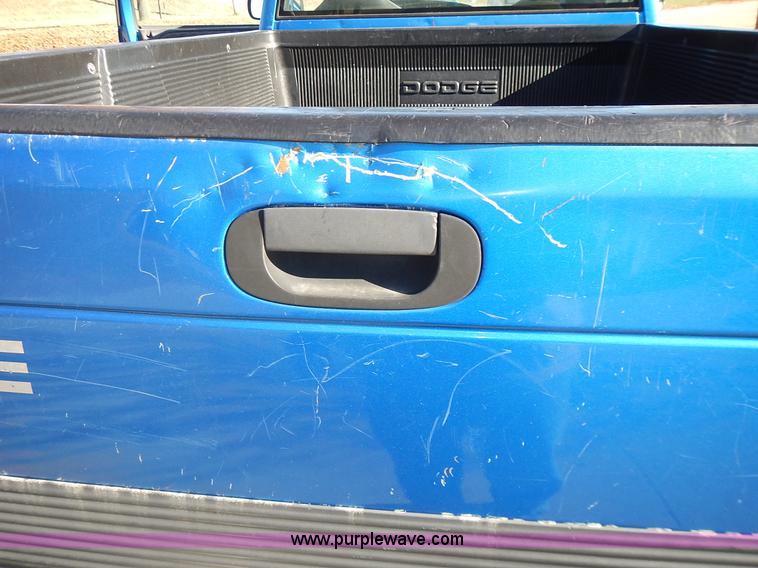 image for item J6339 1998 Dodge Ram 1500 pickup truck