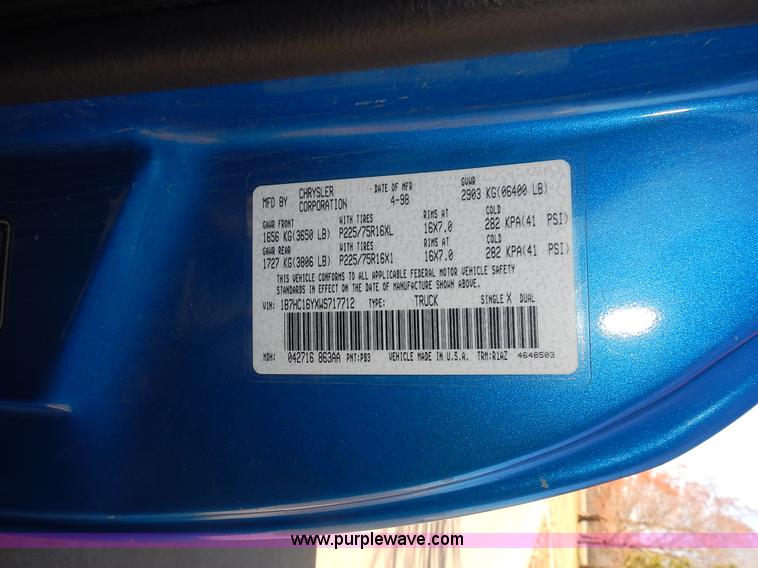 image for item J6339 1998 Dodge Ram 1500 pickup truck