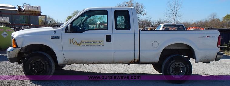 image for item J6367 1999 Ford F250 Super Duty SuperCab pickup truck