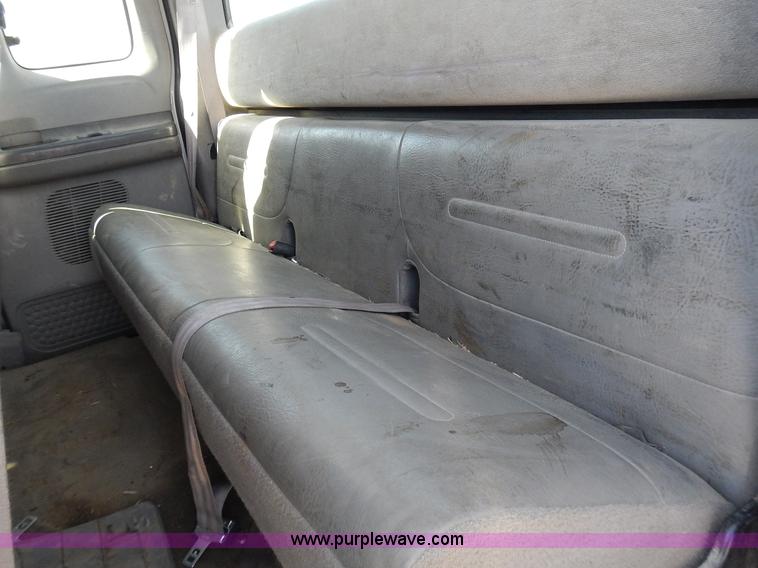 image for item J6367 1999 Ford F250 Super Duty SuperCab pickup truck