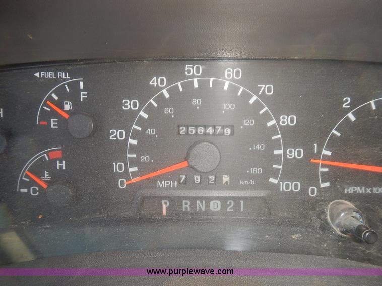 image for item J6367 1999 Ford F250 Super Duty SuperCab pickup truck