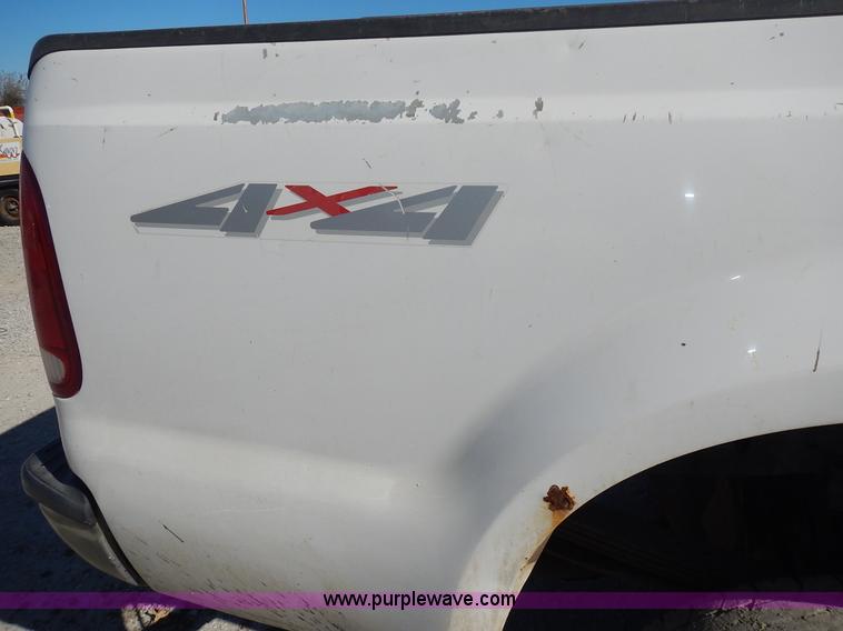 image for item J6367 1999 Ford F250 Super Duty SuperCab pickup truck