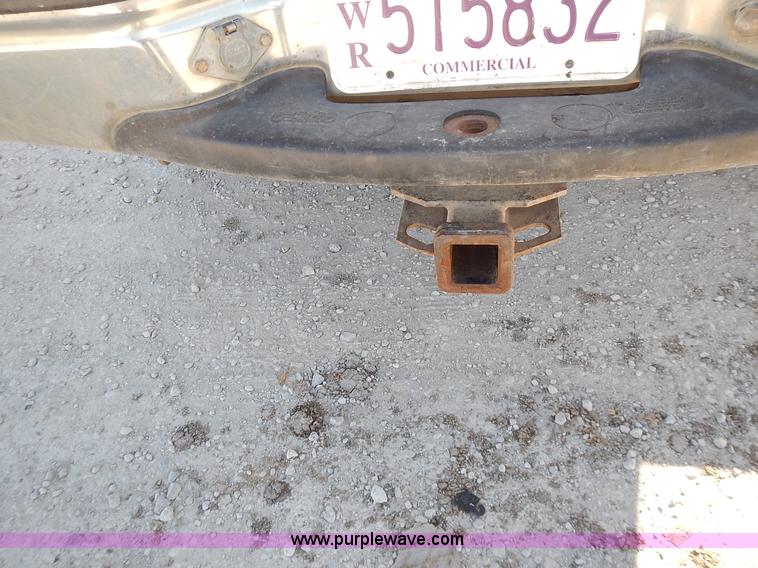 image for item J6367 1999 Ford F250 Super Duty SuperCab pickup truck